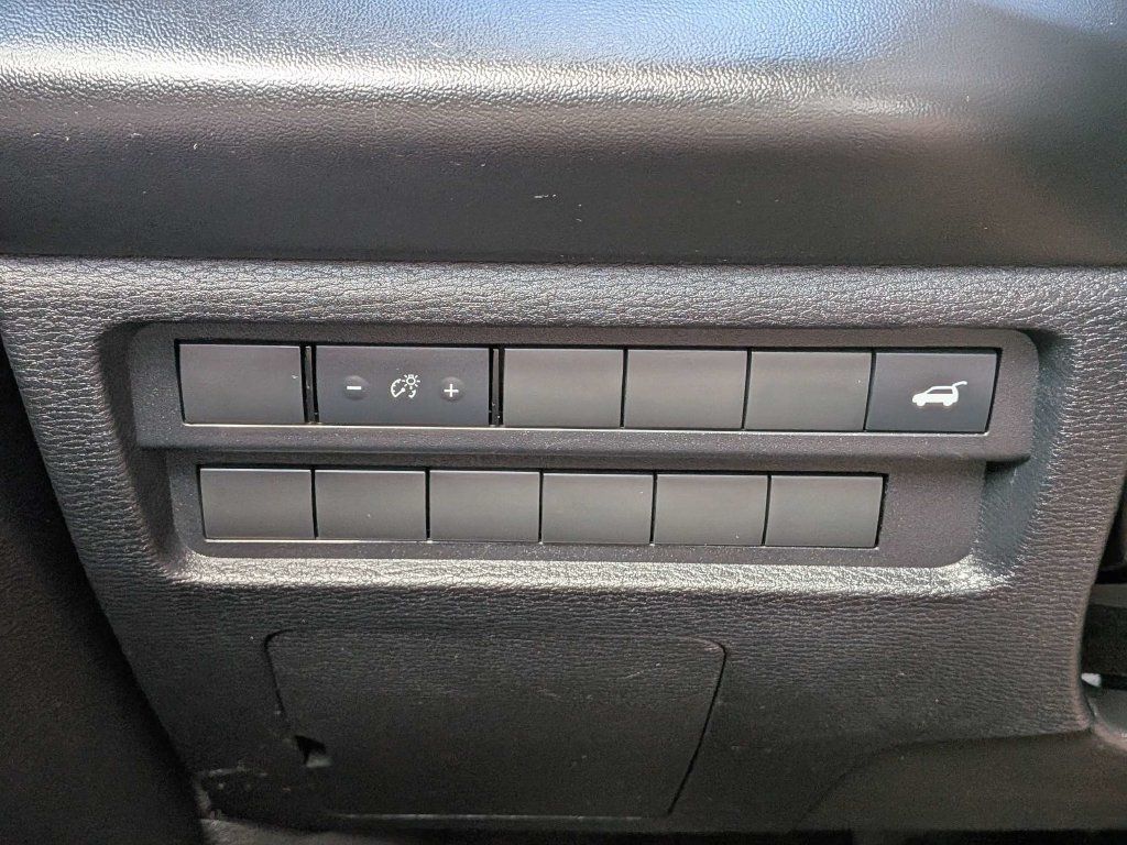 Used 2024 Mitsubishi Outlander SE AWD/4WD image 35