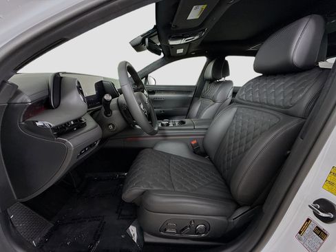 Used 2026 Genesis G90 3.5T Prestige image 22