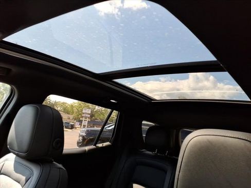 New 2026 Chevrolet Equinox LT w/ Convenience Package II image 9