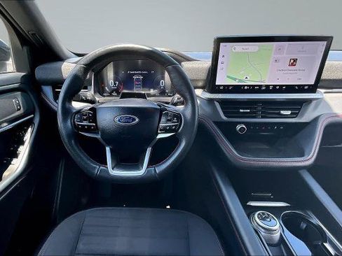 Certified 2025 Ford Explorer ST-Line w/ ST-Line Street Pack AWD/4WD image 5