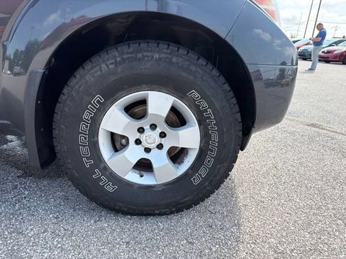 Used 2014 Nissan Frontier SV w/ SV Value Truck Package AWD/4WD image 30