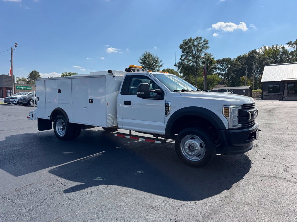 Used 2019 Ford F550 4x4 Regular Cab Super Duty image 4