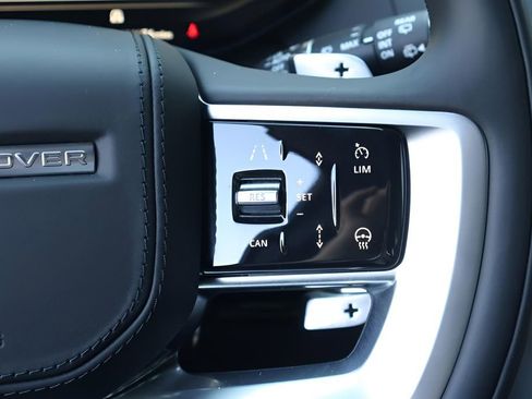 New 2026 Land Rover Range Rover Long Wheelbase SE image 21