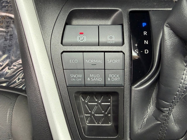 Certified 2024 Toyota RAV4 XLE AWD/4WD image 25