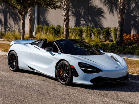 Used 2020 McLaren 720S Performance image 1