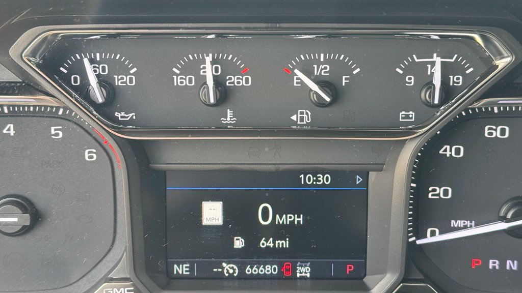 Used 2022 GMC Sierra 2500 AT4 w/ AT4 Preferred Package AWD/4WD image 24