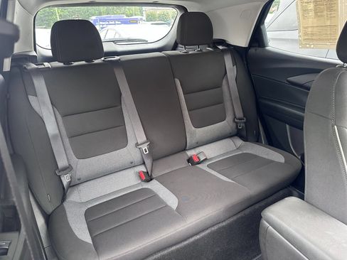 Used 2025 Chevrolet TrailBlazer LT FWD image 23