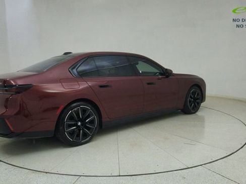 Used 2024 BMW i7 eDrive50 w/ M Sport Package RWD image 71