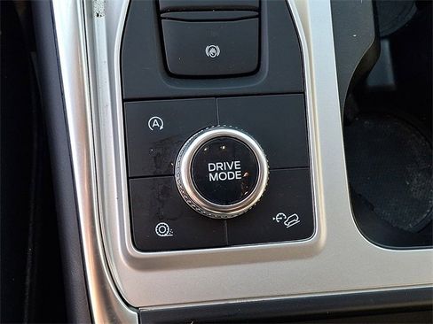 Certified 2024 Ford Explorer XLT w/ Equipment Group 202A image 24