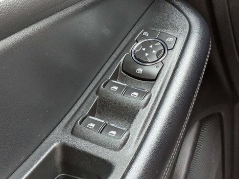 Used 2022 Ford Edge SEL AWD/4WD image 23
