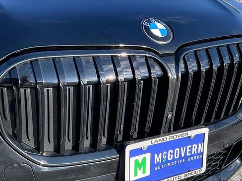 Used 2022 BMW 750i xDrive w/ Luxury Rear Seating Package image 33