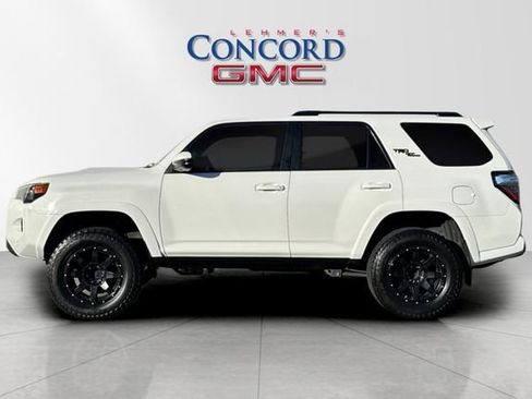 Used 2021 Toyota 4Runner TRD Off-Road Premium image 7