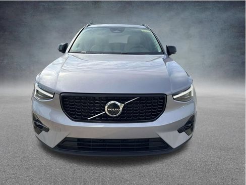 New 2026 Volvo XC40 B5 Ultra AWD/4WD image 2