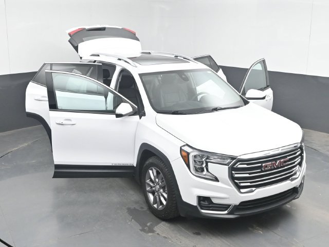 Used 2022 GMC Terrain SLT w/ Infotainment Package II FWD image 52