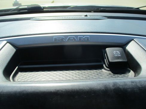 Used 2022 RAM 1500 Big Horn image 23
