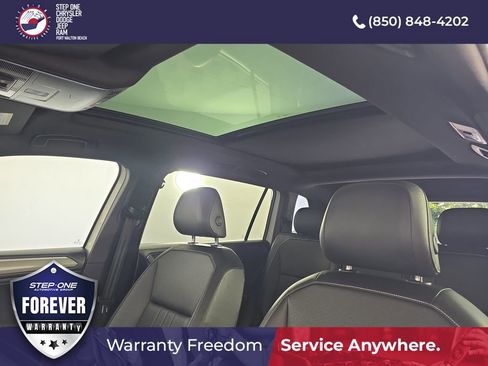 Used 2023 Volkswagen Tiguan SE R-Line FWD image 27
