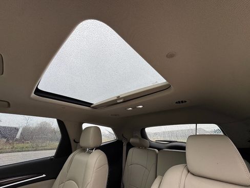 Used 2019 Buick Enclave Premium w/ Experience Buick Package image 13