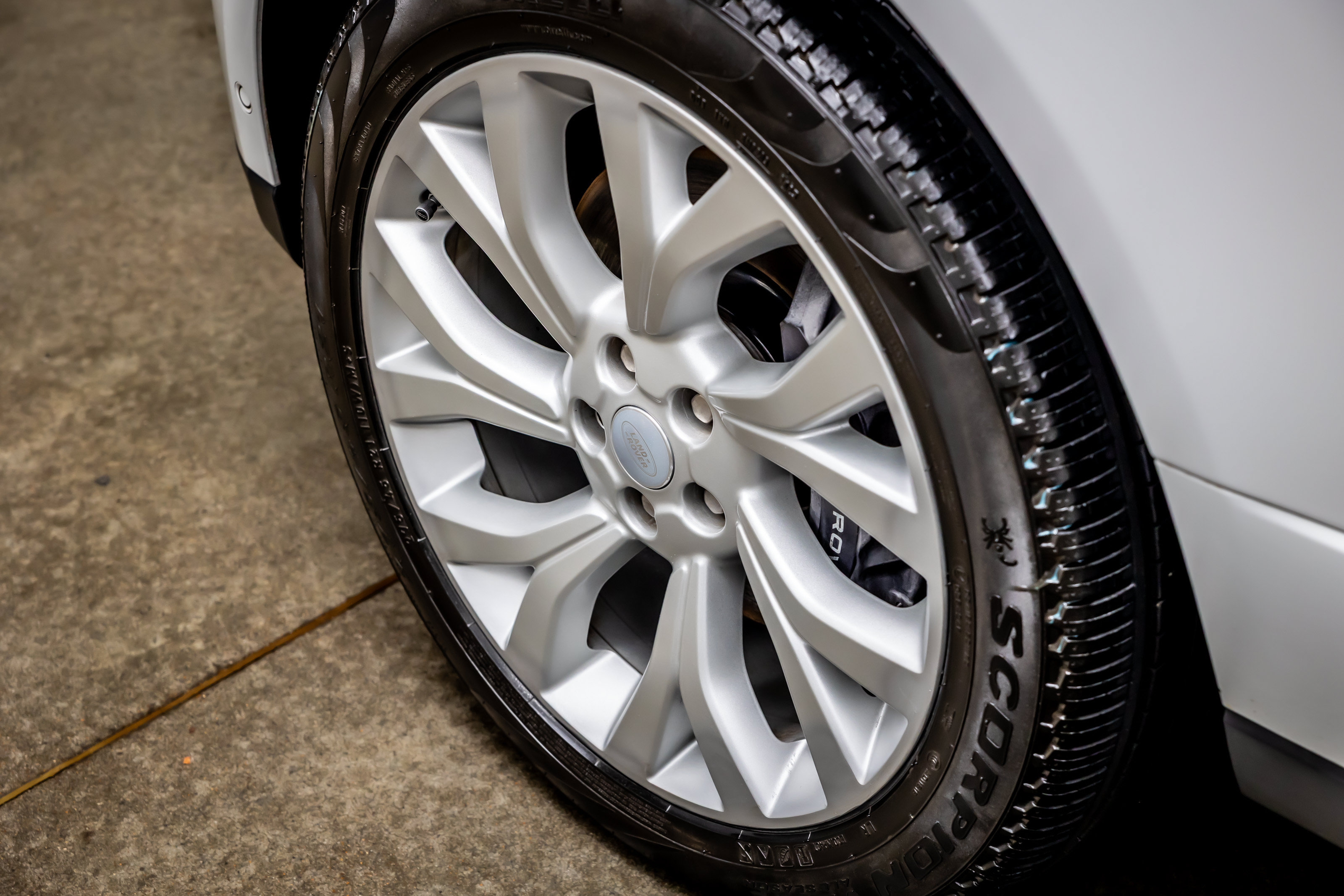 Used 2019 Land Rover Range Rover Supercharged AWD/4WD image 17