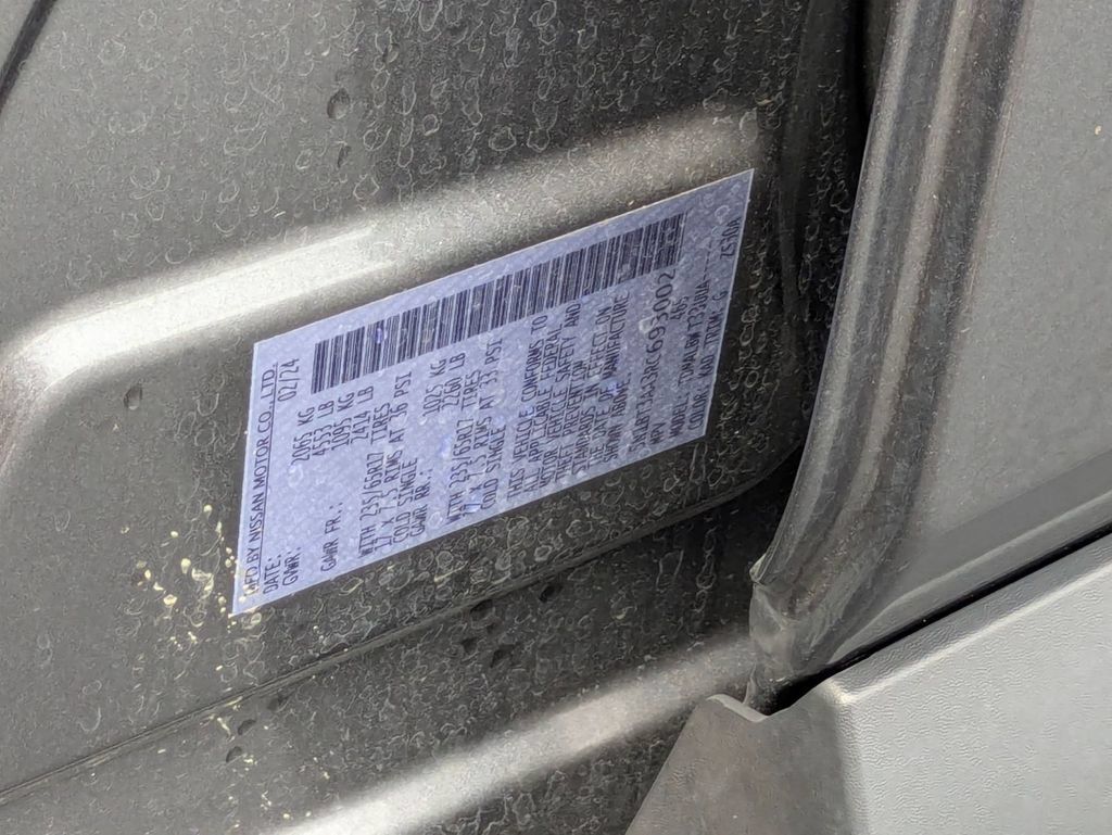 Used 2024 Nissan Rogue S FWD image 33