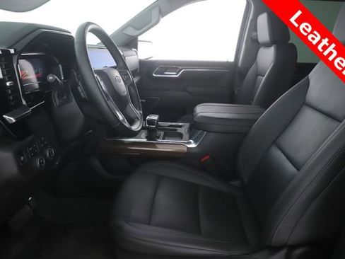 Used 2025 Chevrolet Silverado 1500 RST w/ Convenience Package II image 16