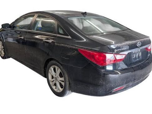 Used 2012 Hyundai Sonata Limited FWD image 3