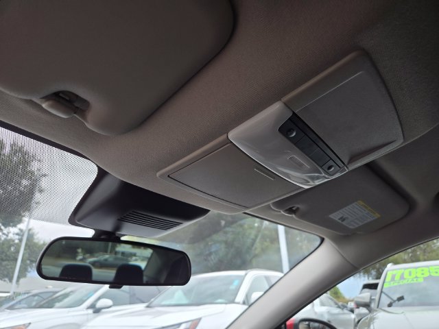 Used 2024 Nissan Sentra SV FWD image 16