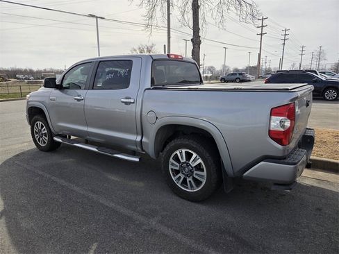 Used 2018 Toyota Tundra Platinum image 7
