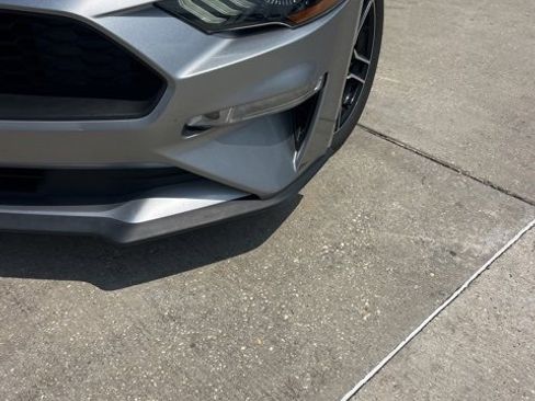 Used 2021 Ford Mustang Premium image 11