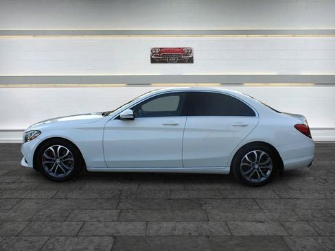 Used 2017 Mercedes-Benz C 300 Sedan image 4