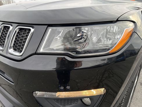 Used 2019 Jeep Compass Latitude w/ Popular Equipment Group image 10