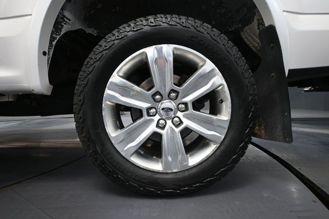 Used 2017 Ford F150 Platinum w/ Equipment Group 701A Luxury AWD/4WD image 9