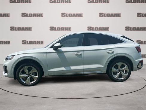 Used 2025 Audi Q5 2.0T Premium Plus w/ Premium Plus Package image 2