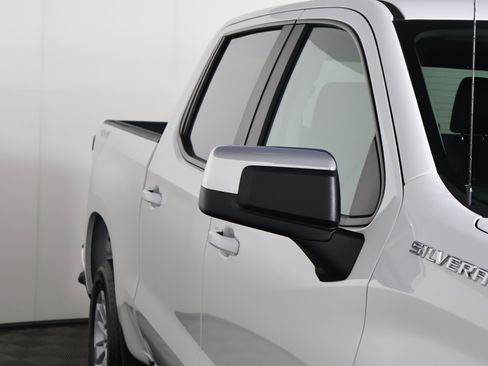 Used 2025 Chevrolet Silverado 1500 LT image 14