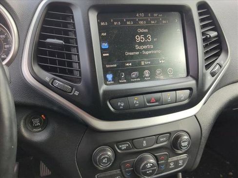 Used 2014 Jeep Cherokee Trailhawk w/ Technology Group image 14