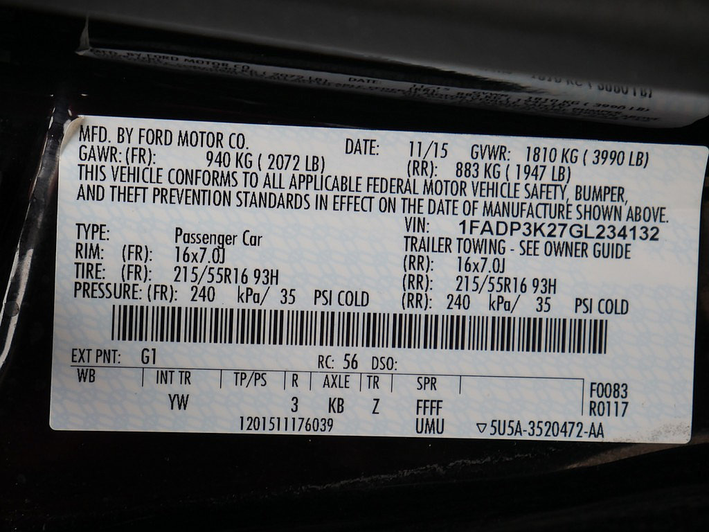 Used 2016 Ford Focus SE w/ SE Cold Weather Package FWD image 55