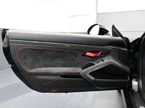 Certified 2016 Porsche Cayman GT4 RWD image 7