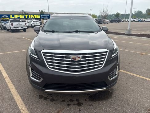 Used 2017 Cadillac XT5 Platinum w/ Driver Assist Package image 16