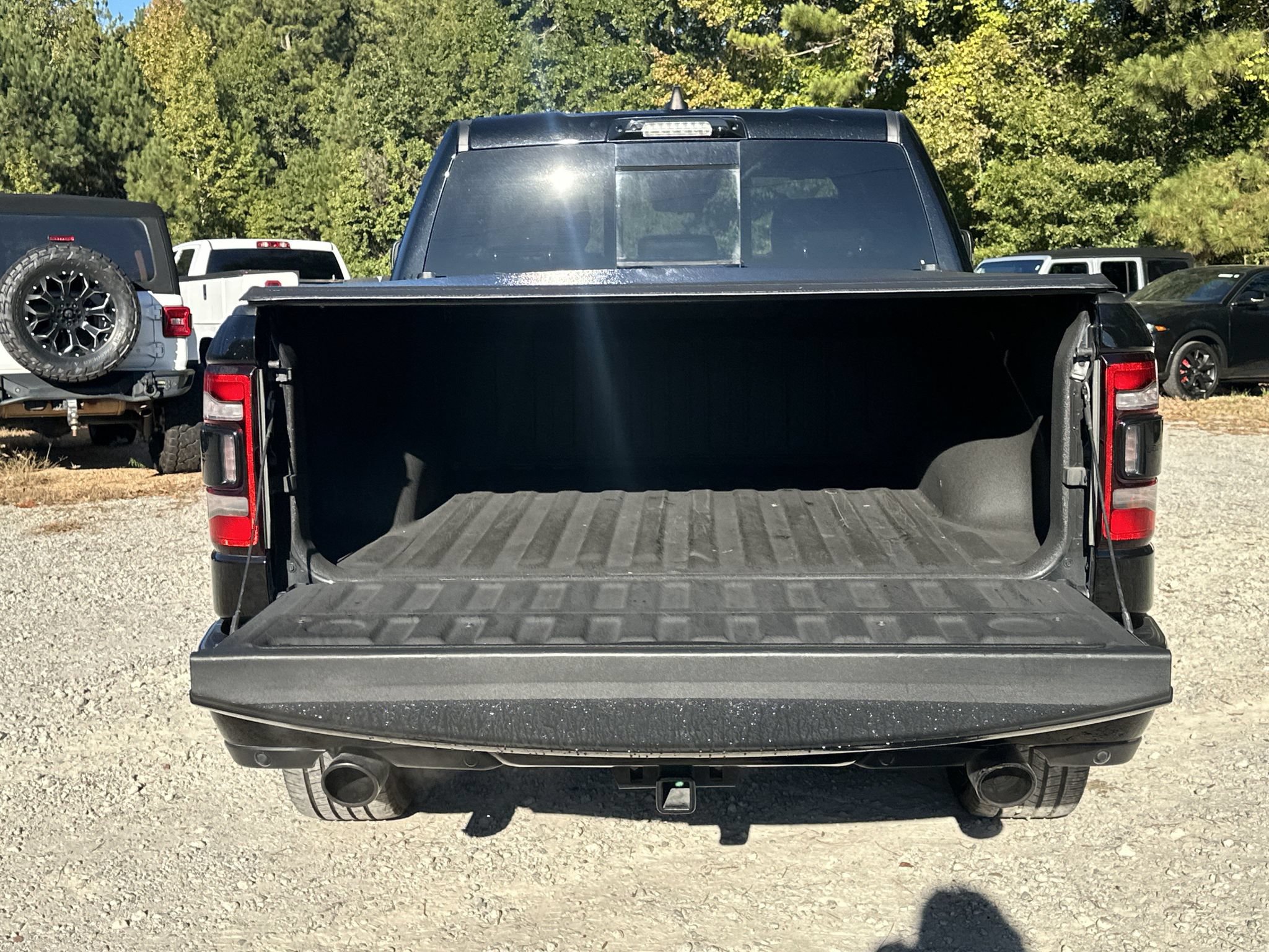 Used 2022 RAM 1500 Limited AWD/4WD image 18