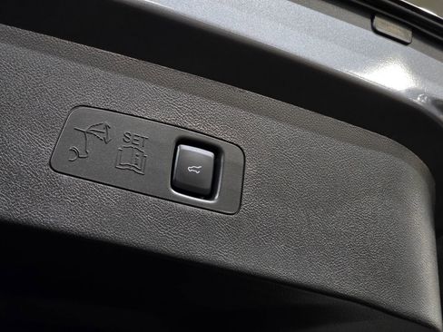 New 2026 Lincoln Corsair Reserve image 10