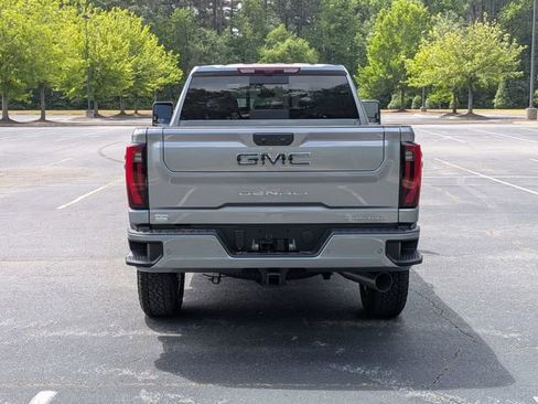 New 2026 GMC Sierra 2500 Denali Ultimate AWD/4WD image 4