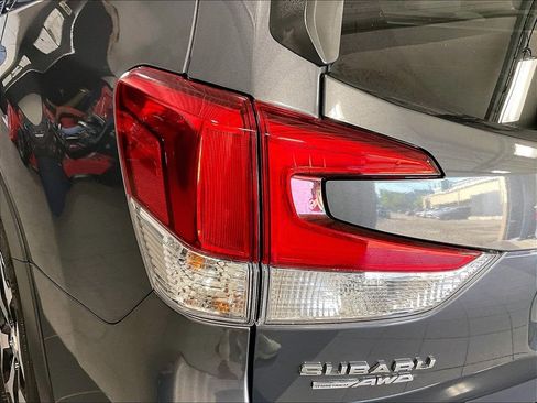 Used 2023 Subaru Forester Premium AWD/4WD image 32