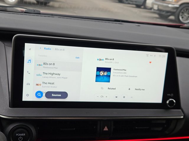 Used 2024 Toyota Prius Prime FWD image 11