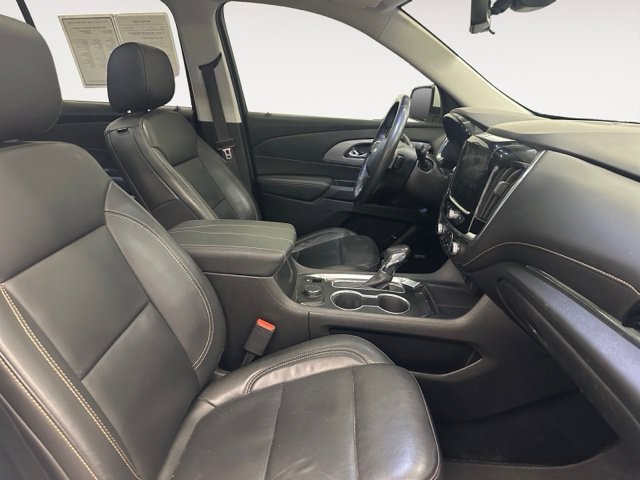 Used 2021 Chevrolet Traverse LT w/ LT Premium Package FWD image 15