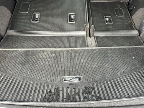 Certified 2024 Cadillac Escalade Sport w/ LPO, ONYX Package image 17