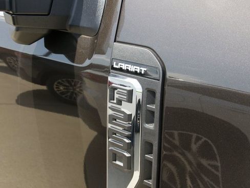 New 2025 Ford F250 Lariat w/ Lariat Ultimate Package image 10