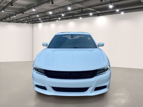 Used 2020 Dodge Charger SXT w/ Leather Interior Group RWD image 2