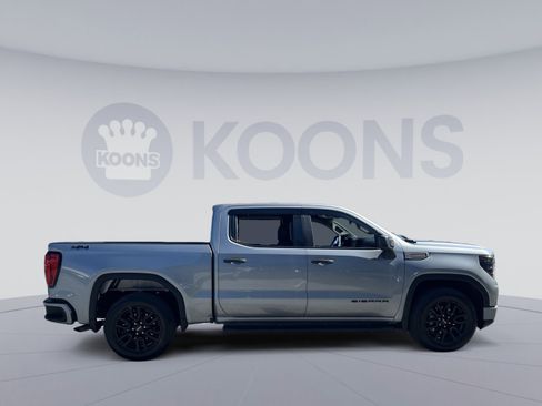 Used 2023 GMC Sierra 1500 Pro w/ Graphite Edition image 8