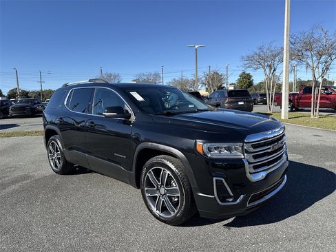 Used 2021 GMC Acadia SLT w/ Preferred Package image 1