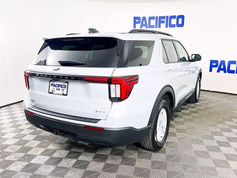 Used 2026 Ford Explorer Active image 10