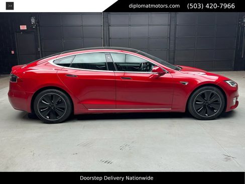 Used 2020 Tesla Model S AWD image 8